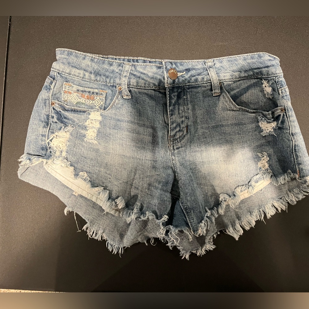 Low rise jeans shorts